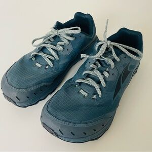 Altra Lone Peak Women's Trail Running Shoes Blue